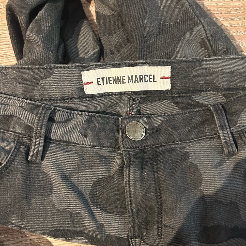 Etienne Marcel Camouflage Jeans